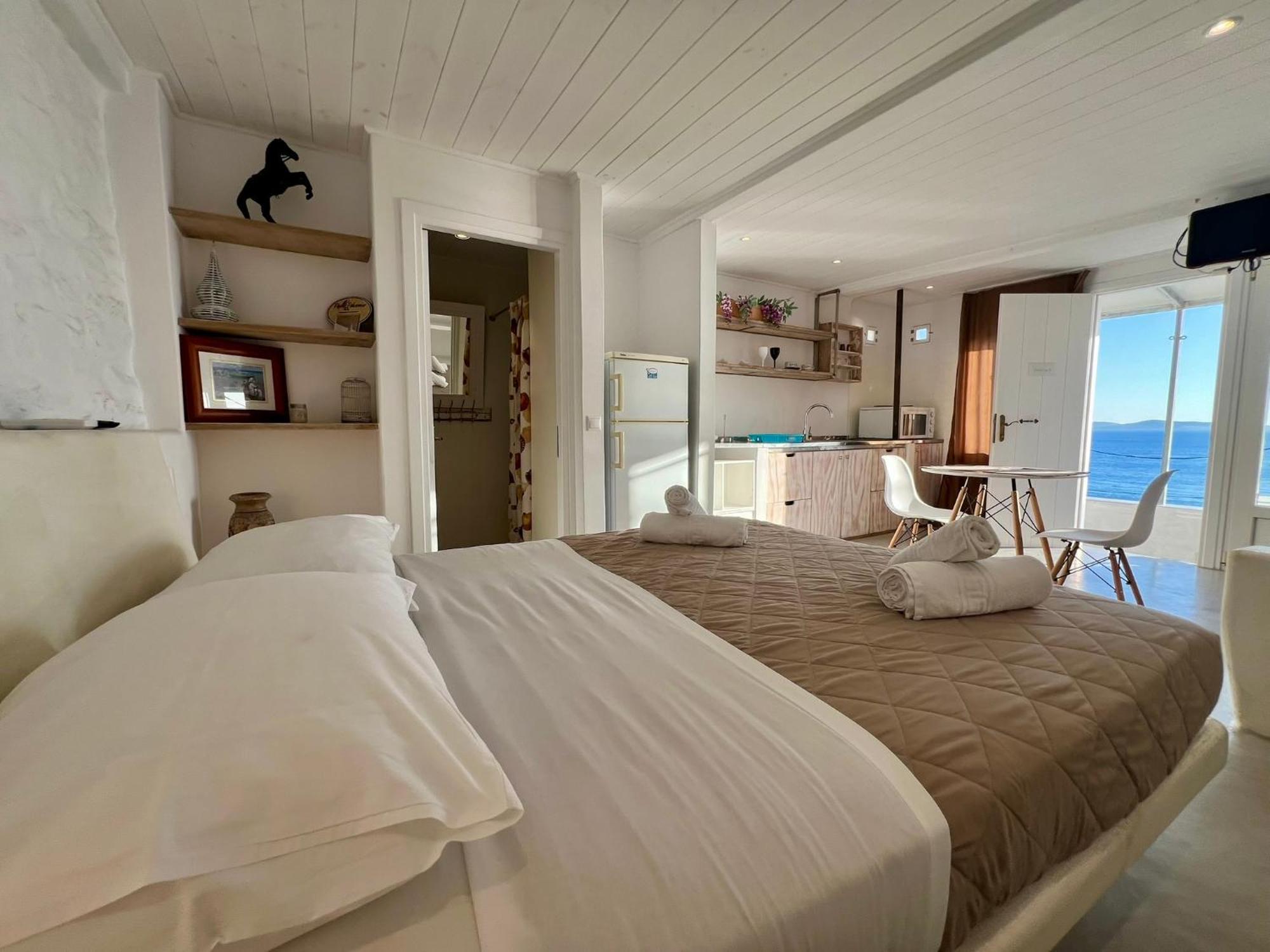 Mykonos Tourlos Nests - Sea View Escape 아파트 외부 사진